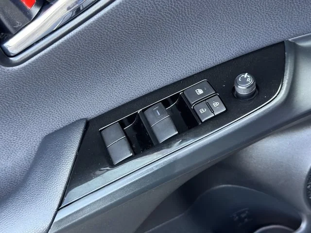 2022 Toyota Prius Prime LE - Photo 22