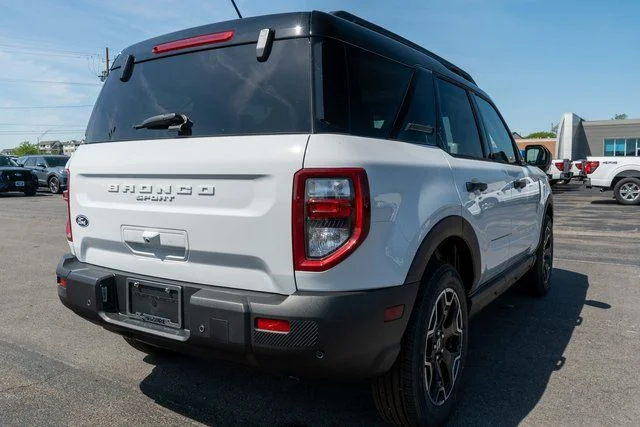 New 2026 Oxford White Ford Outer Banks® image 5