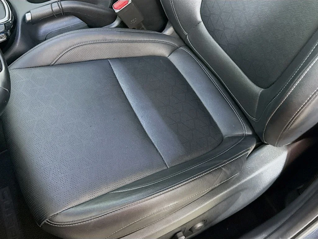 Used 2024 Gravity Gray Kia EX image 20