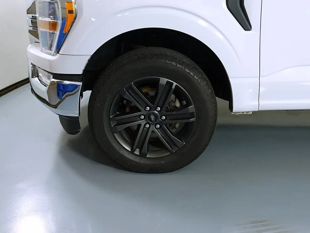 2022 Ford F-150 XL - Photo 8