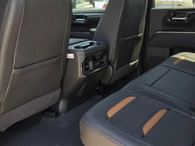 2026 GMC Sierra 2500HD AT4 - Photo 33