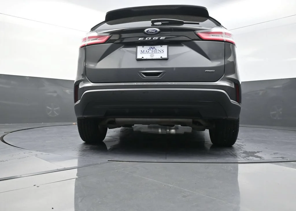 Used 2023 Gray Ford SE image 26