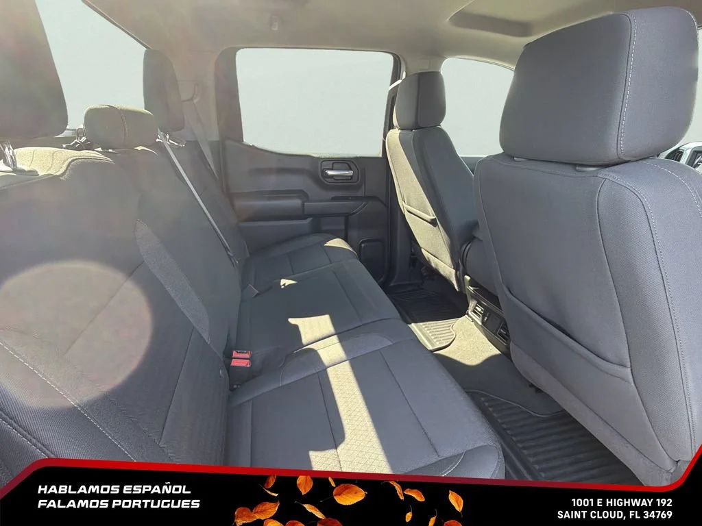 Used 2025 Summit White Chevrolet Custom Trail Boss image 28