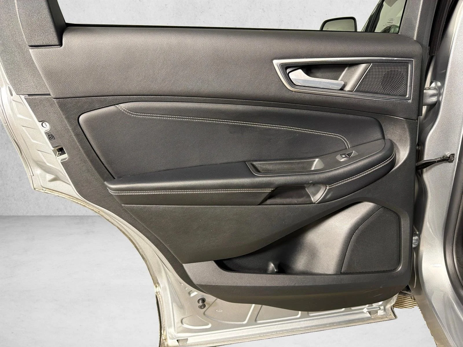 Used 2023 Silver Ford Titanium image 22