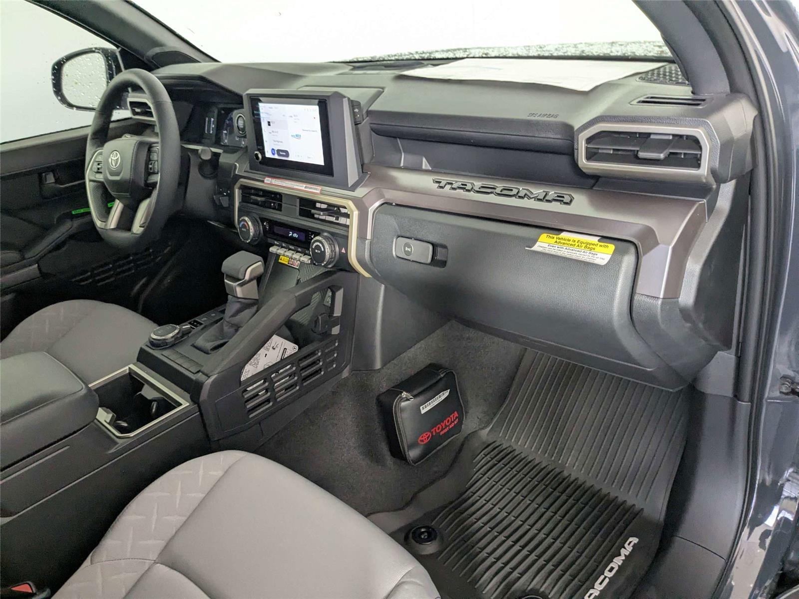 2026 Toyota Tacoma SR5 - Photo 20