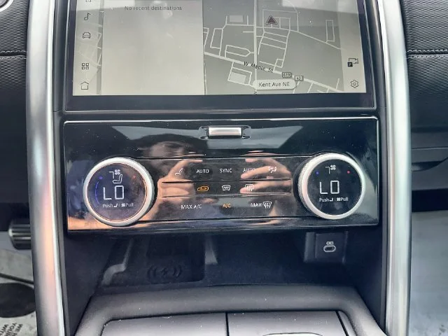 Used 2023  Land Rover HSE R-Dynamic image 26
