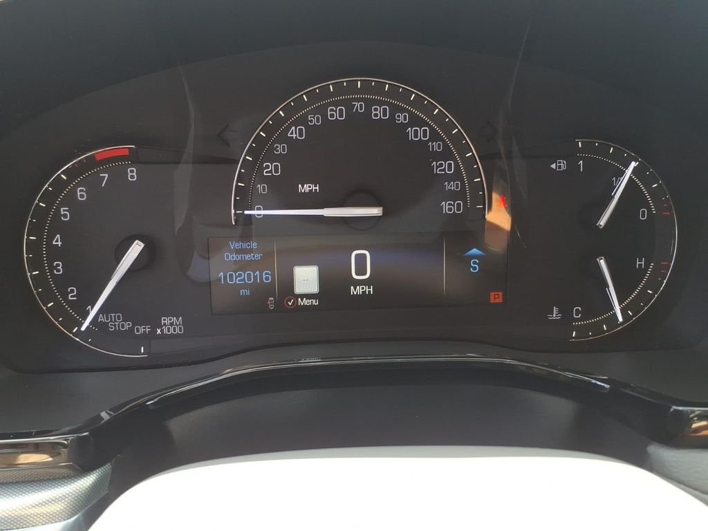 Used 2018 Silver Cadillac Luxury image 19