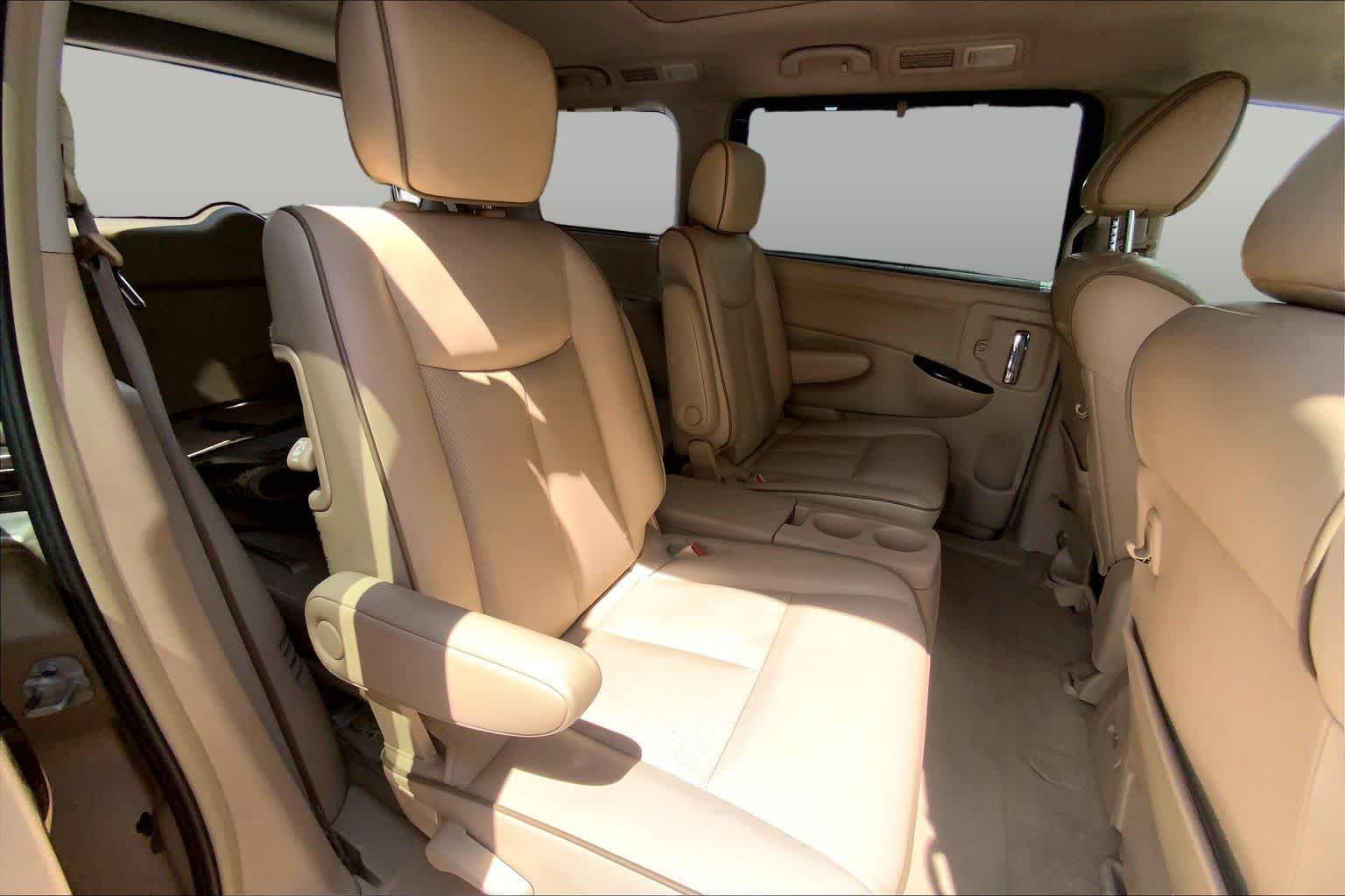 Used 2013 Titanium Beige Nissan LE image 19