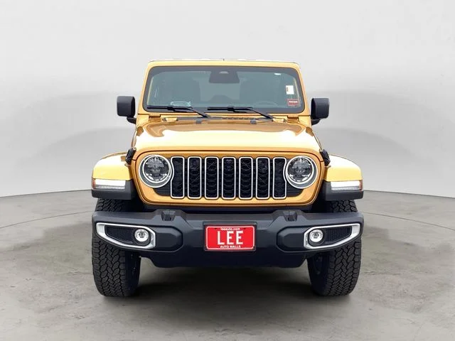 New 2026 Goldilocks Jeep 4-DOOR SAHARA image 9