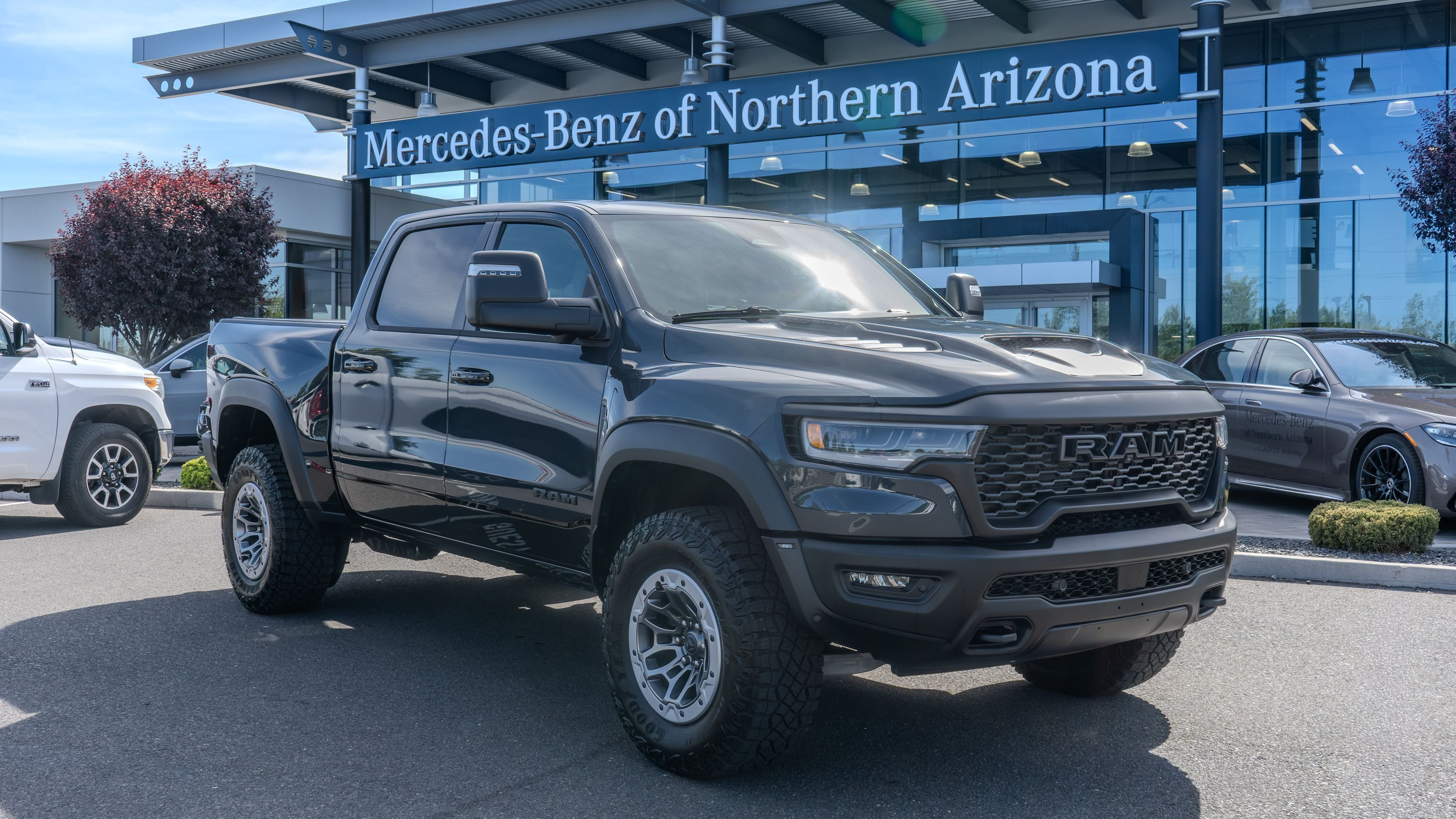 2026 RAM 1500 RHO 4x4 Crew Cab 5'7's photo