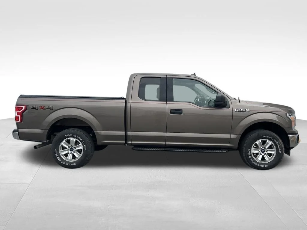 Certified Used 2019 Gray Ford XLT image 6