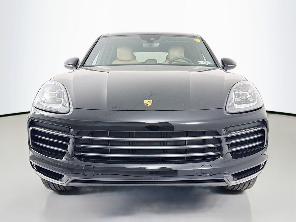 Certified Used 2019 Black Porsche  image 6