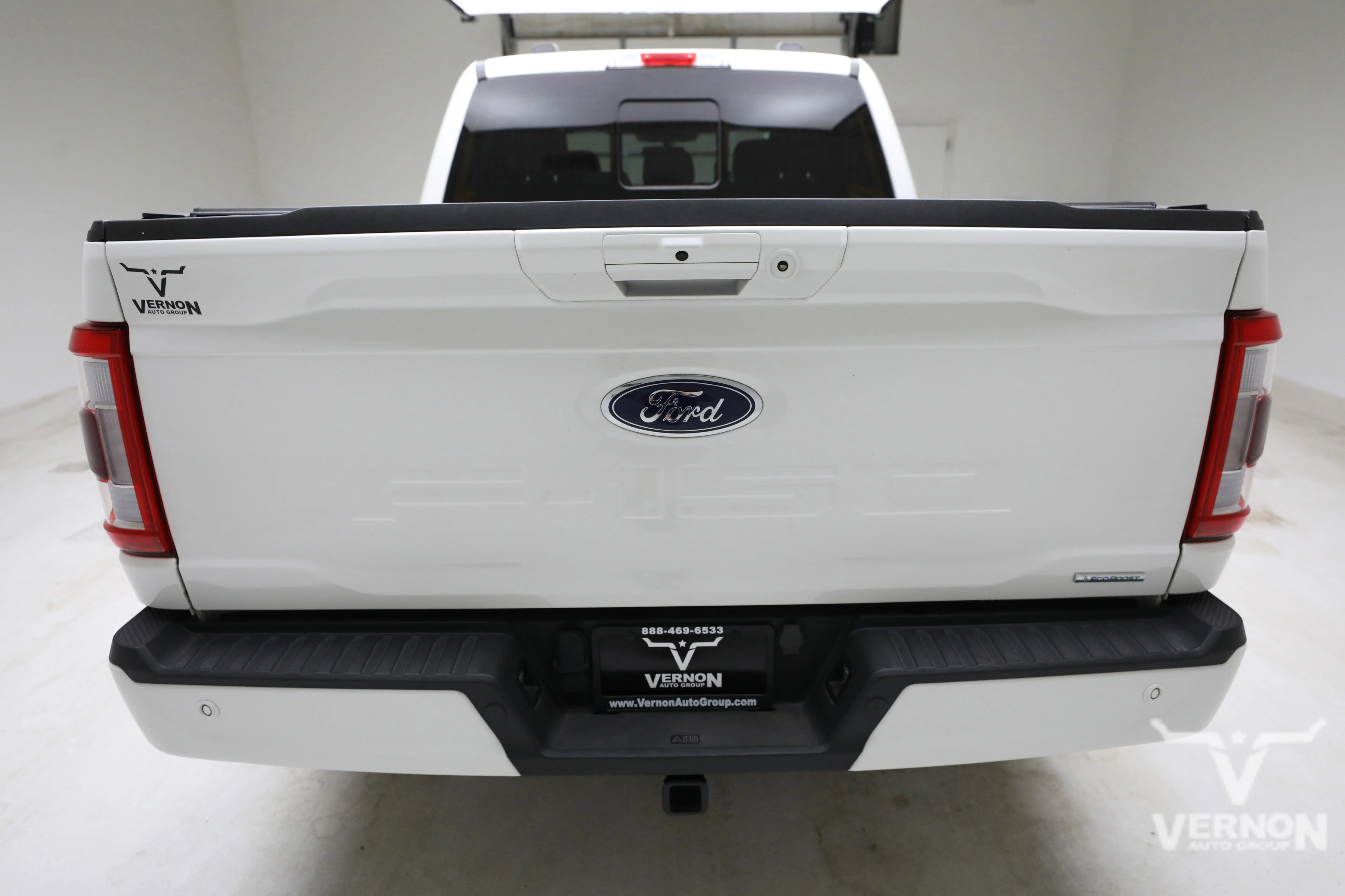Pre-Owned 2023 Ford F-150 Lariat Crew Cab 4x4 Fx4