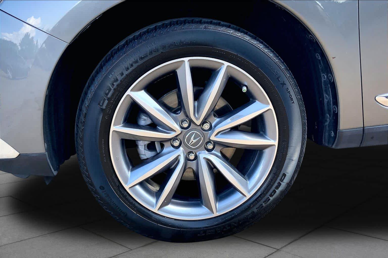 Used 2023 Liquid Carbon Metallic Acura w/Technology Package image 11