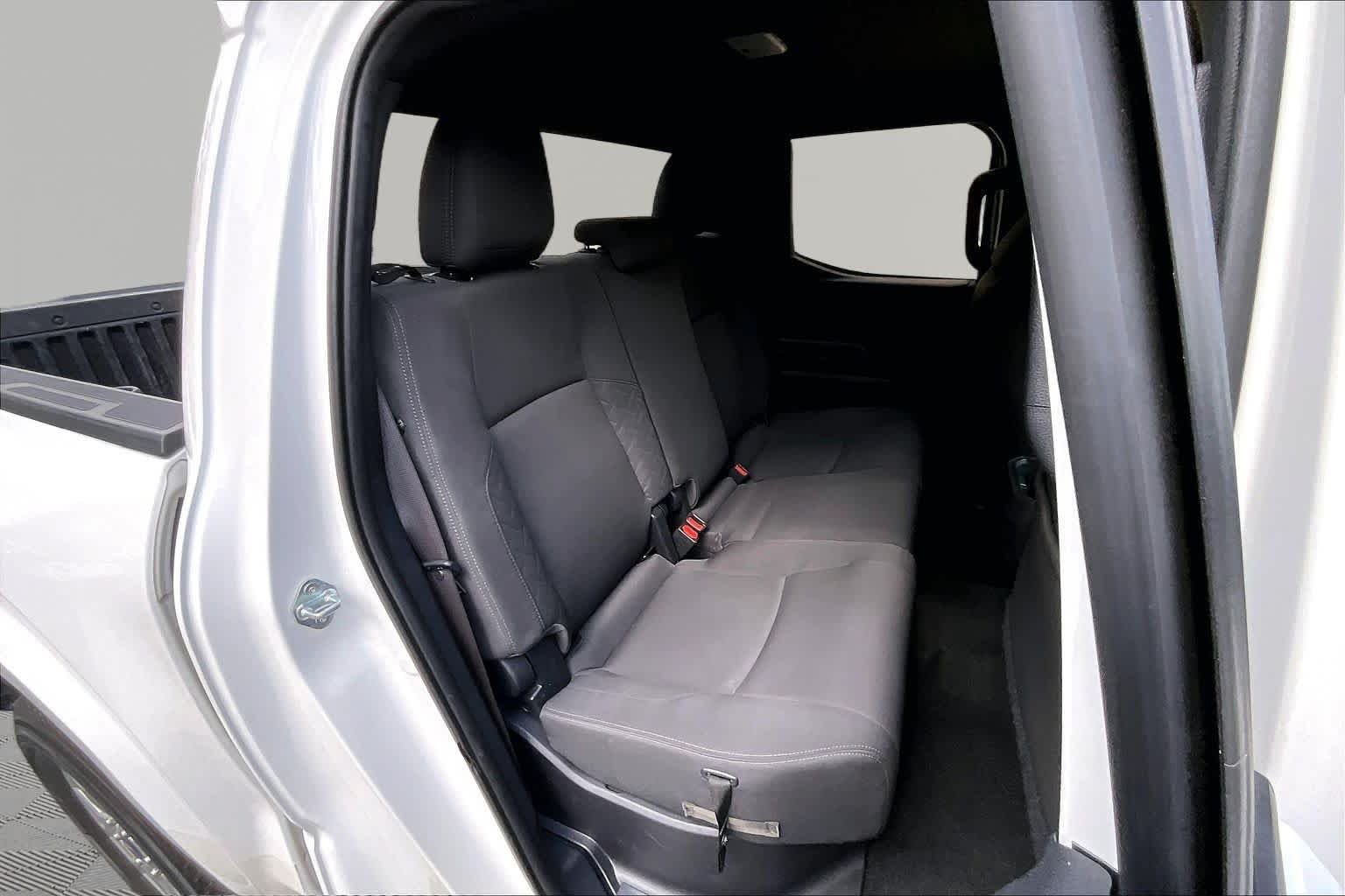 Used 2024 Ice Cap Toyota SR5 image 20