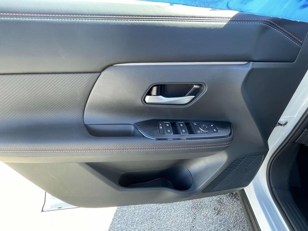 2026 Nissan KICKS SR AWD - Photo 16