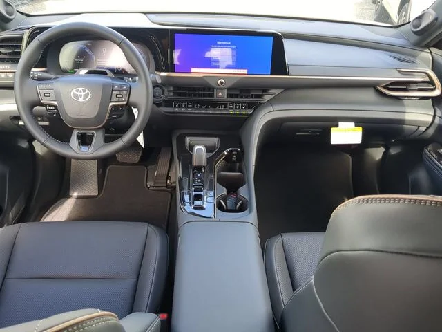 New 2026 Oxygen White Toyota Limited image 15