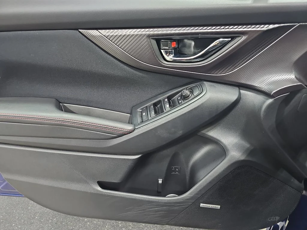 Used 2018 Blue Subaru 2.0i Sport image 28
