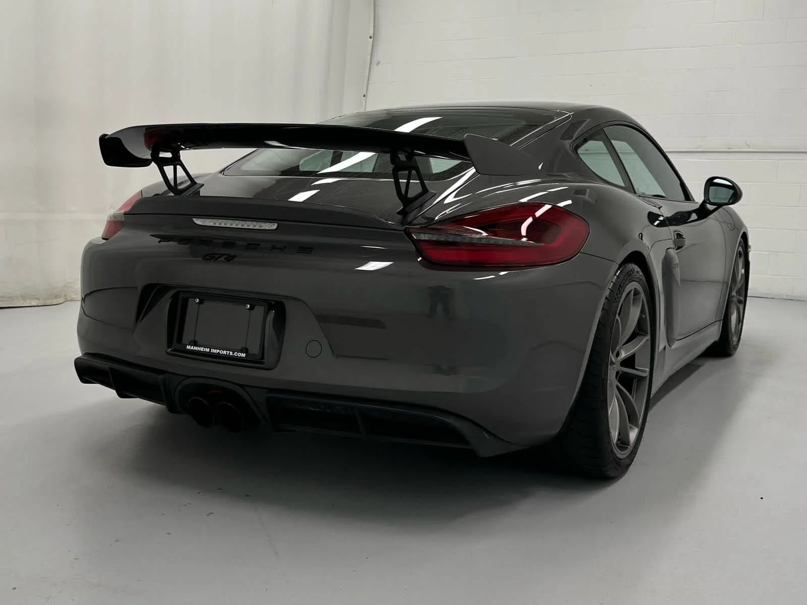Used 2016 Agate Gray Metallic Porsche GT4 image 5
