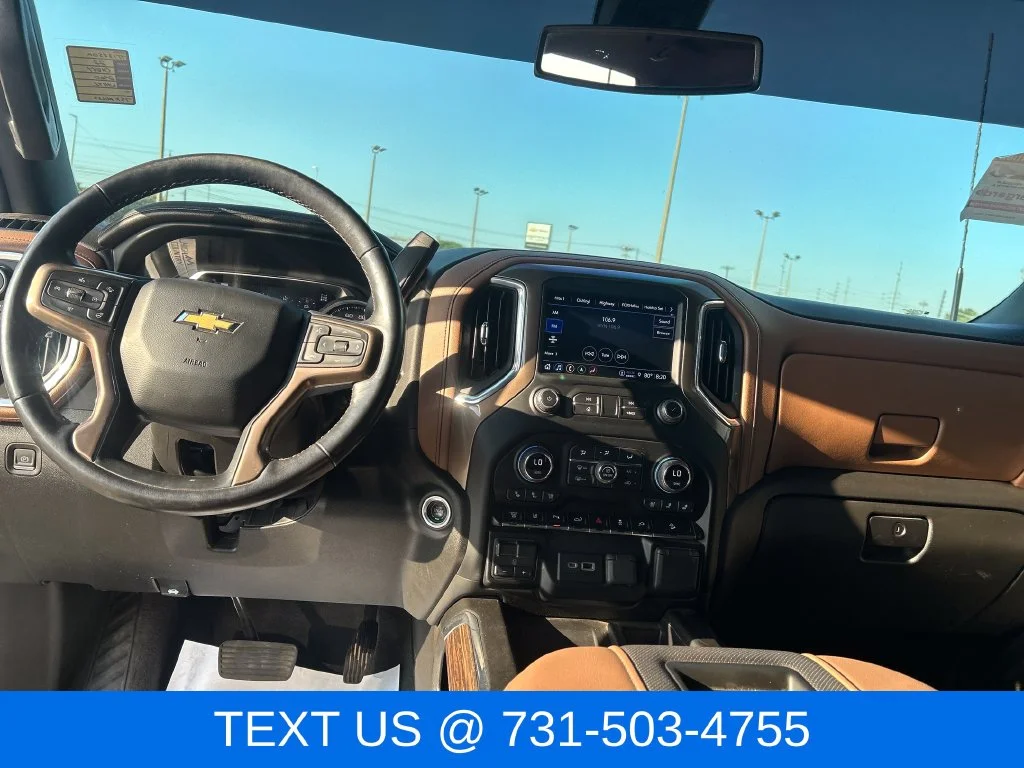Used 2022 White Chevrolet High Country image 13