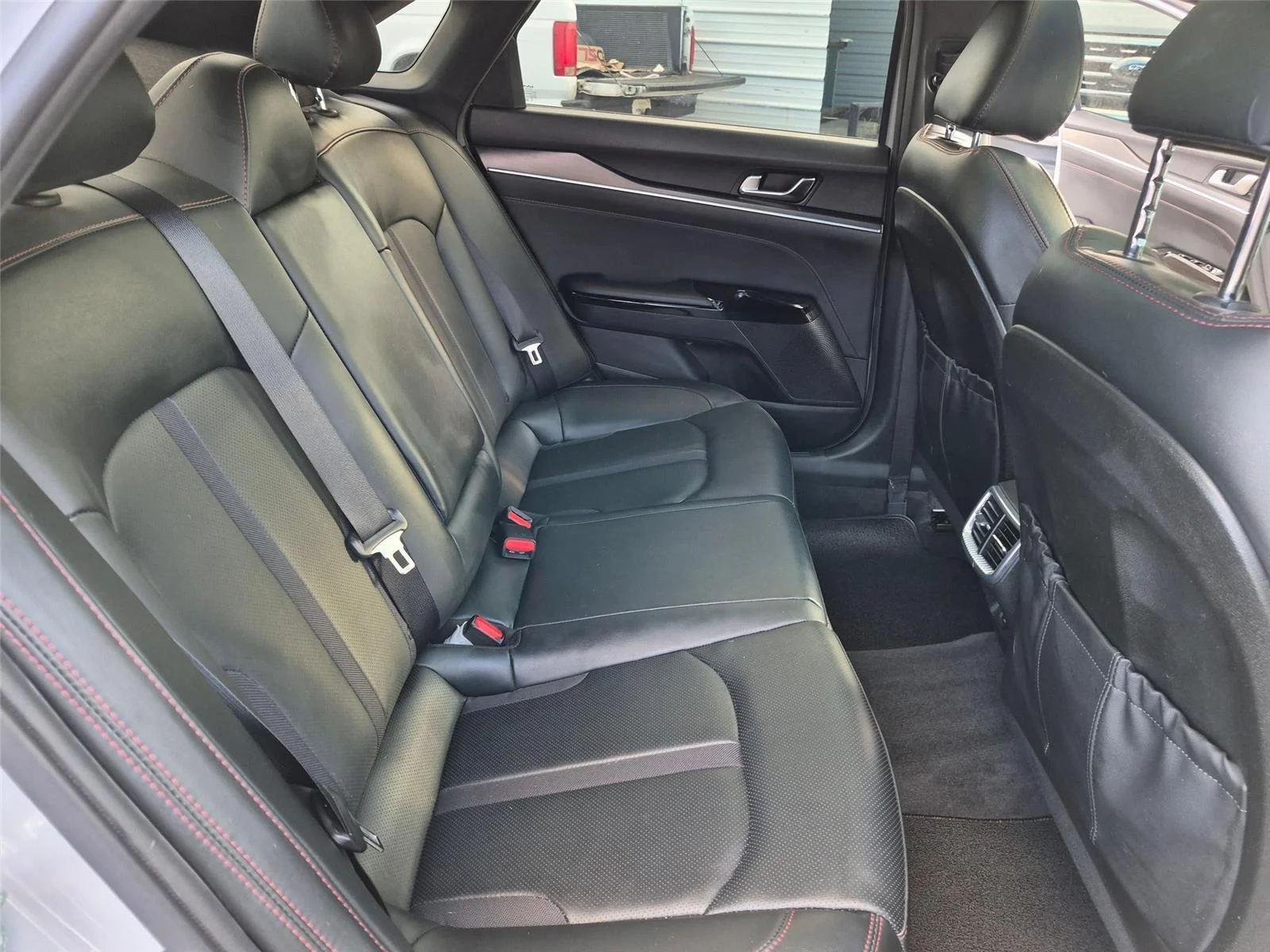 Used 2024 Wolf Gray Kia GT image 30