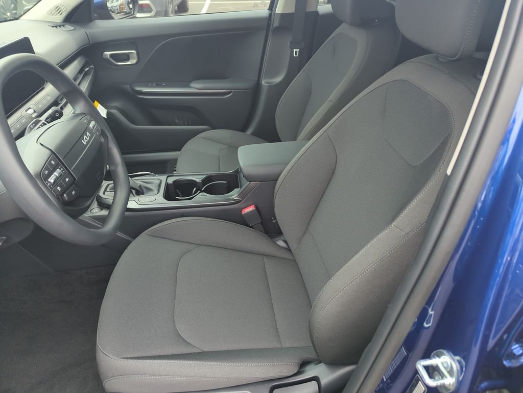 New 2026 Deep Sea Blue Kia LXS image 12