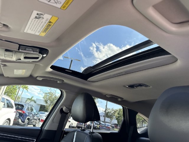 Used 2022 Gray Hyundai SEL image 21