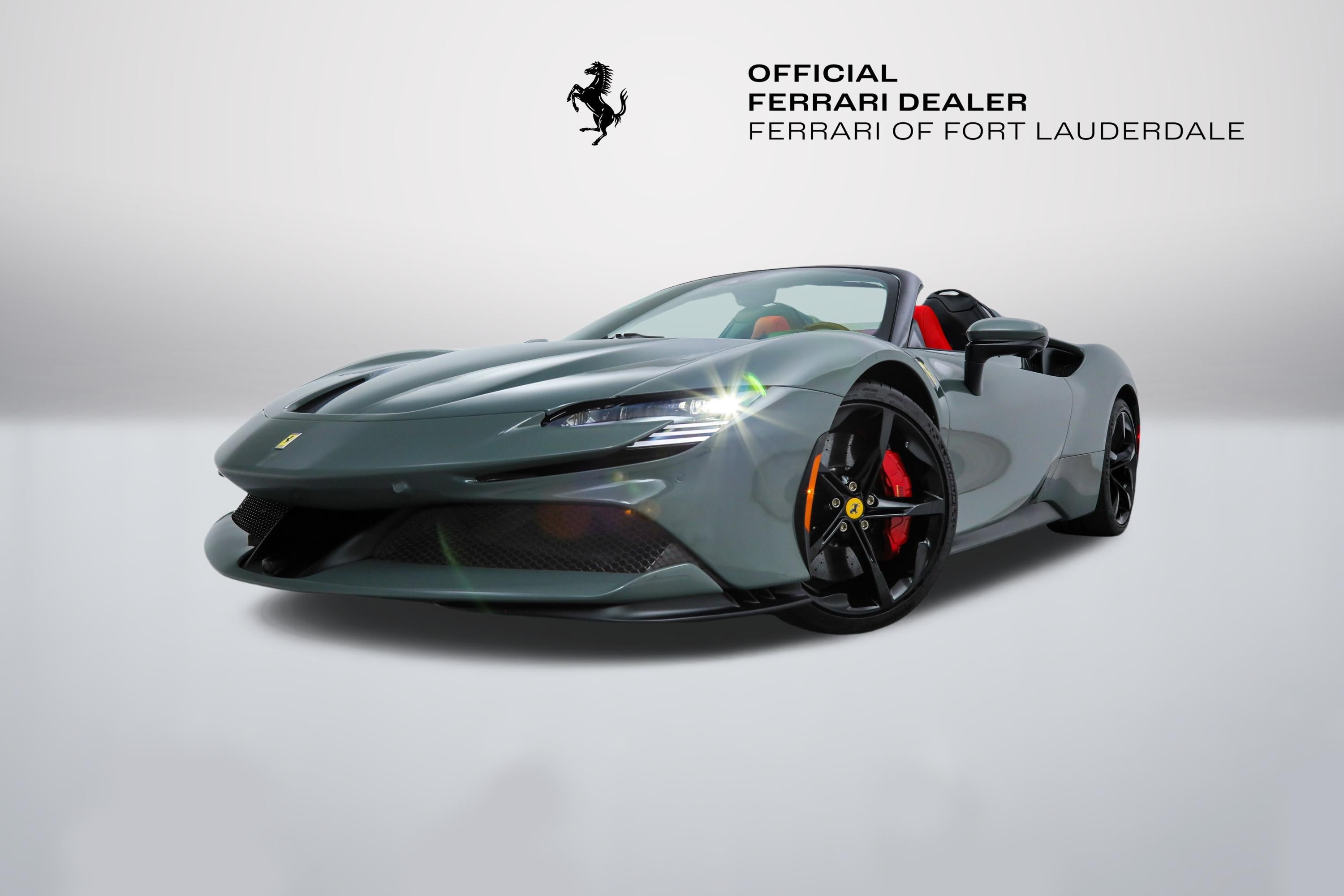 Certified Used 2025 Grigio Medio Ferrari  image 14