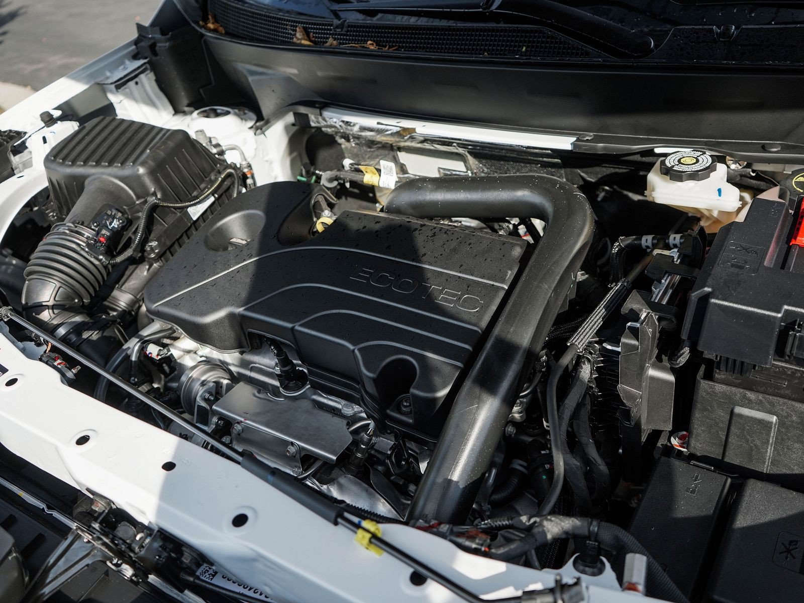 2027 Chevrolet Equinox LT - Photo 6