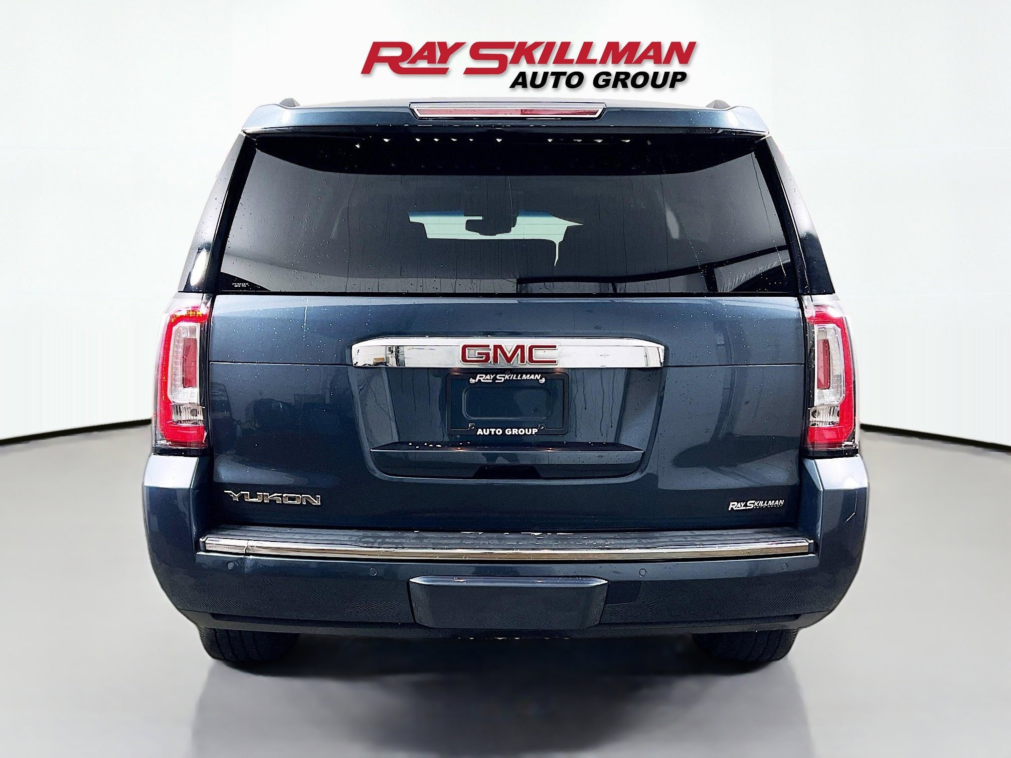 Used 2019 Dark Sky Metallic GMC DENALI image 6