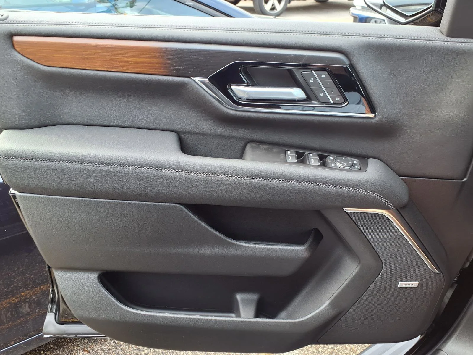 2026 GMC Yukon XL Denali - Photo 16
