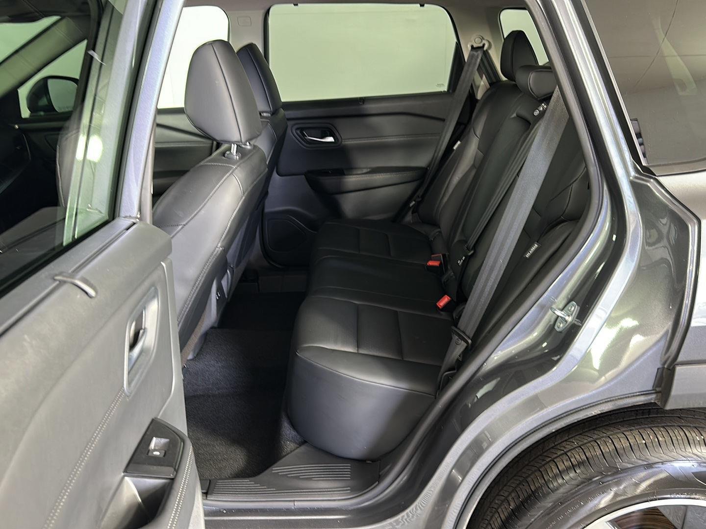 Certified Used 2026 Gun Metallic Nissan SV image 29
