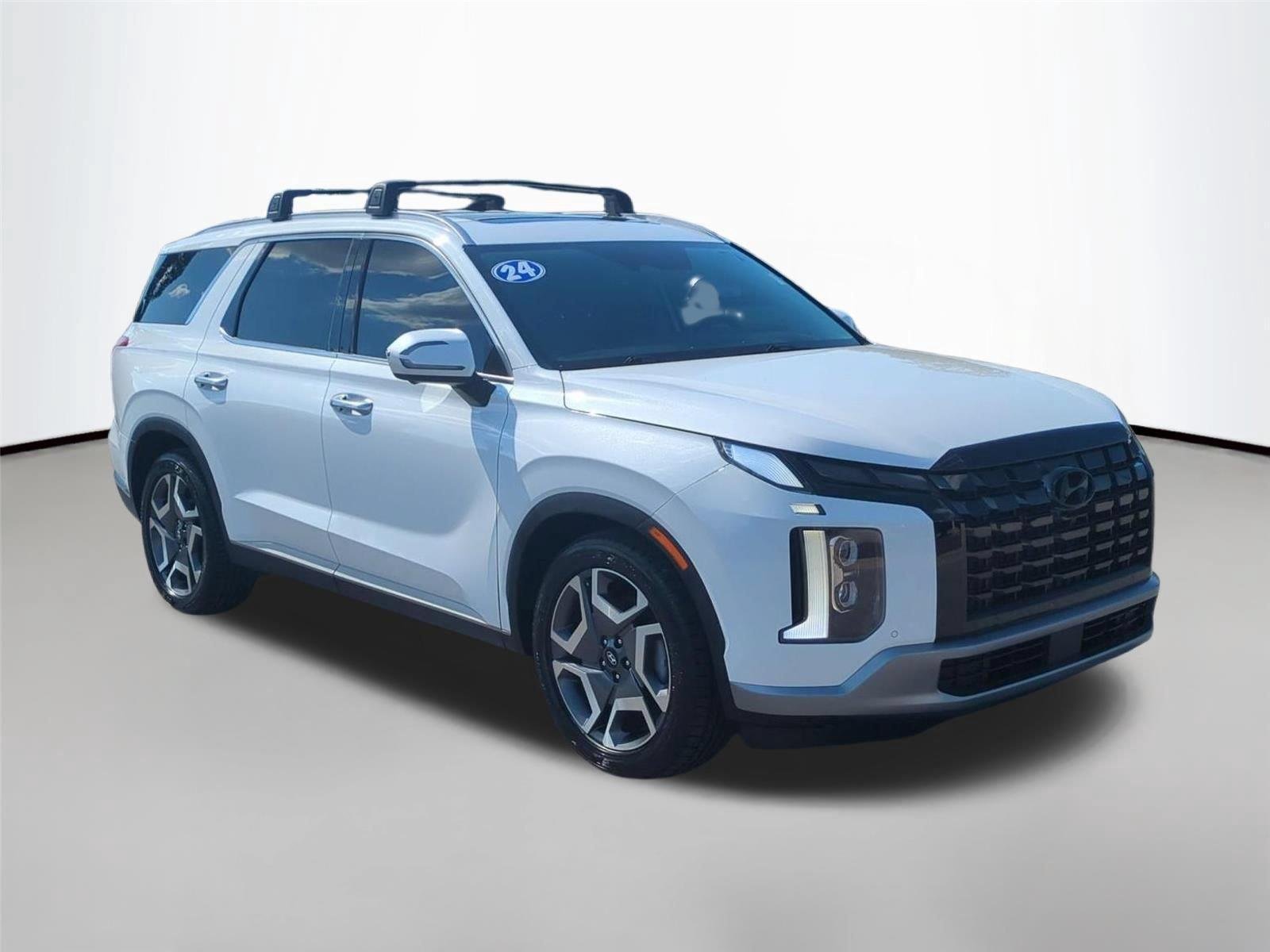 Used 2024 Hyper White Hyundai Limited image 7