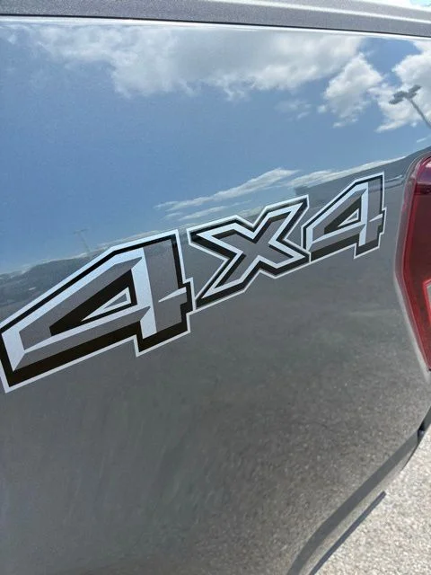 New 2026 Carbonized Gray Metallic Ford XLT image 24