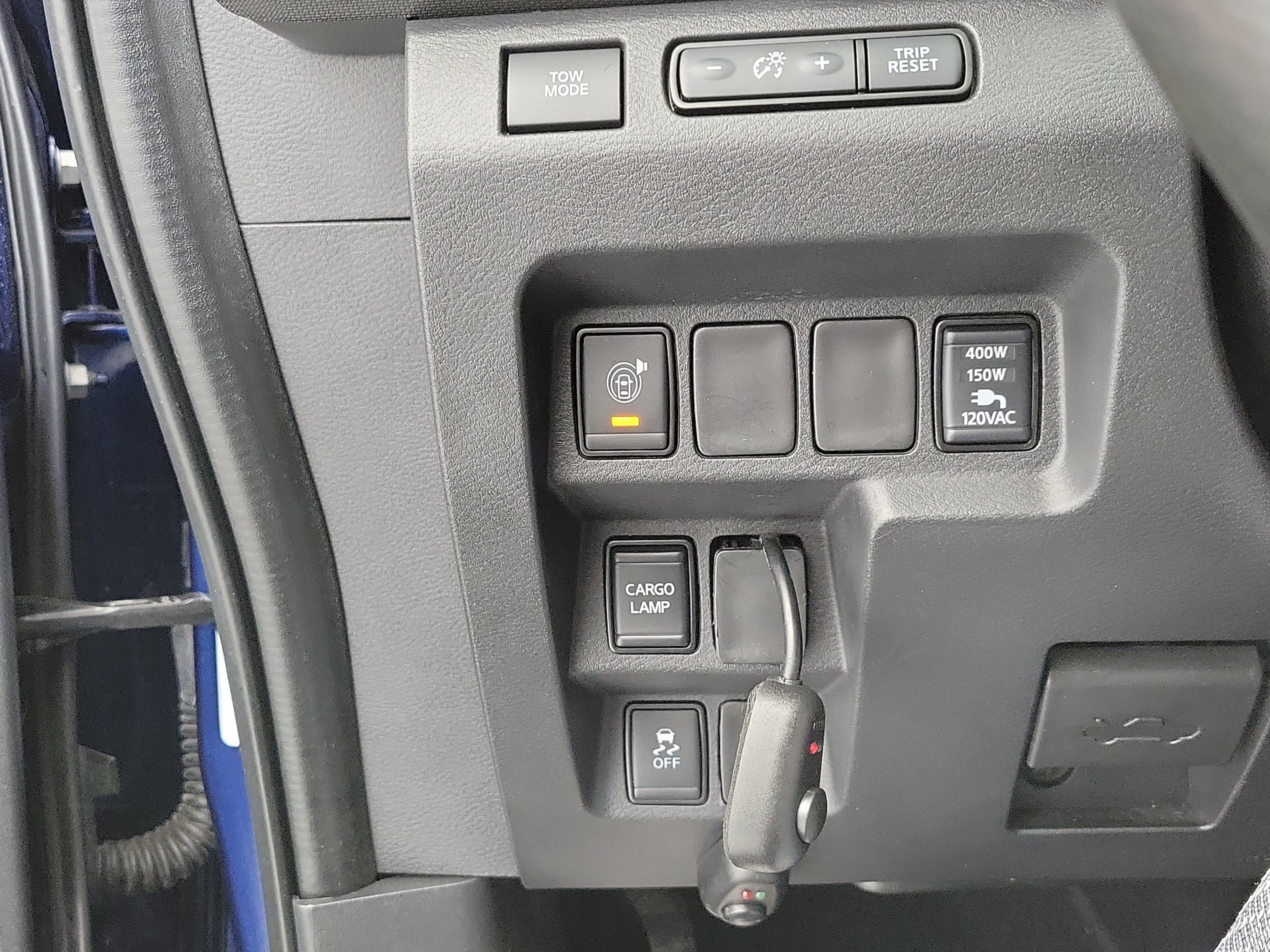 Used 2022 Deep Blue Pearl Nissan PRO-X image 32