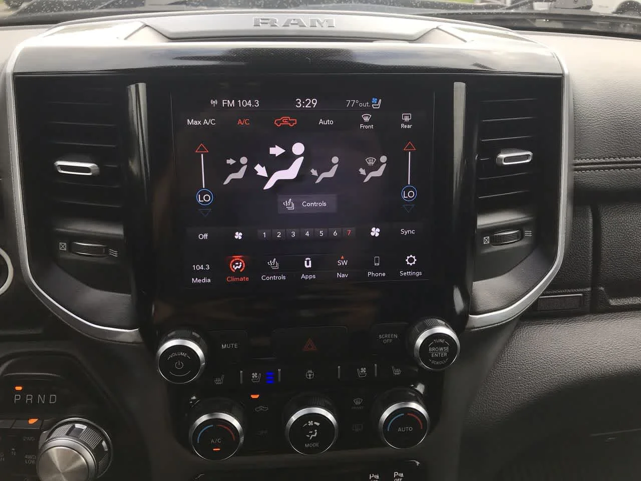 Used 2020 Diamond Black Crystal Pearlcoat Ram Laramie image 20