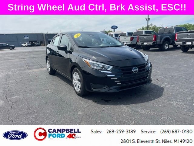 2025 Nissan Versa 1.6 S CVT's photo