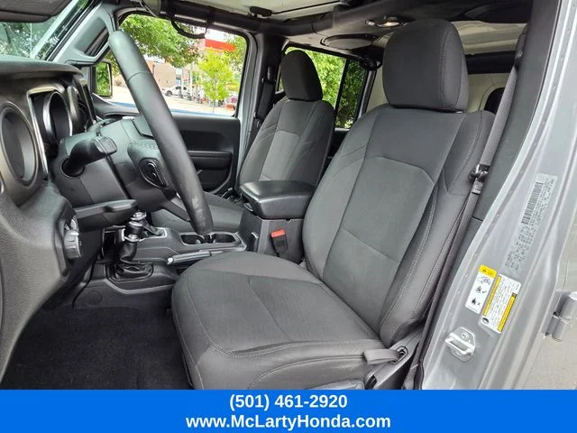 Used 2018 Billet Silver Metallic Jeep Unlimited Sport S image 9