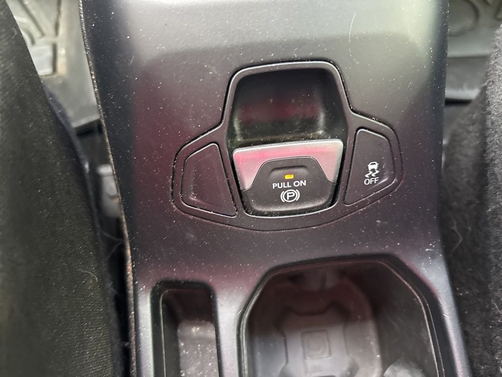 Certified Used 2018 Gray Jeep Latitude image 29