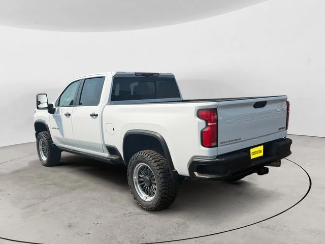 Used 2024 White Chevrolet ZR2 image 7