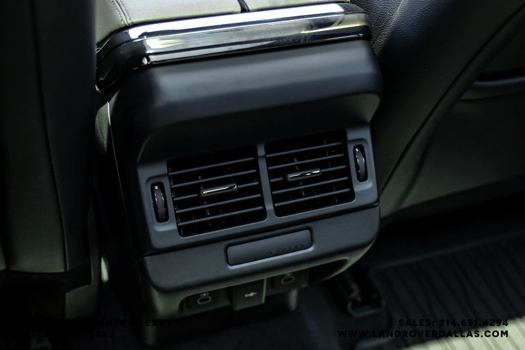 New 2026 Fuji White Land Rover S image 39