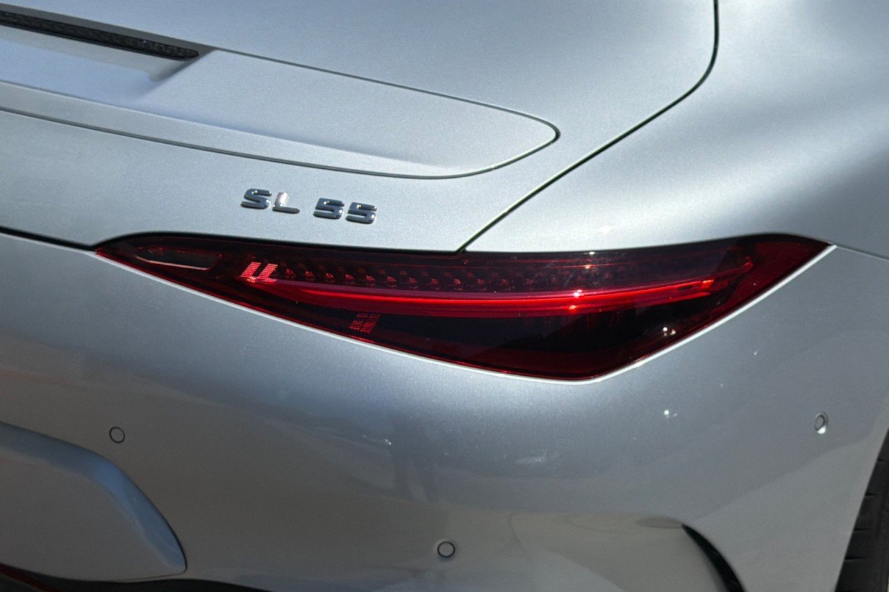 Certified Used 2022 Cirrus Silver Metallic Mercedes-Benz AMG® SL 55 image 25