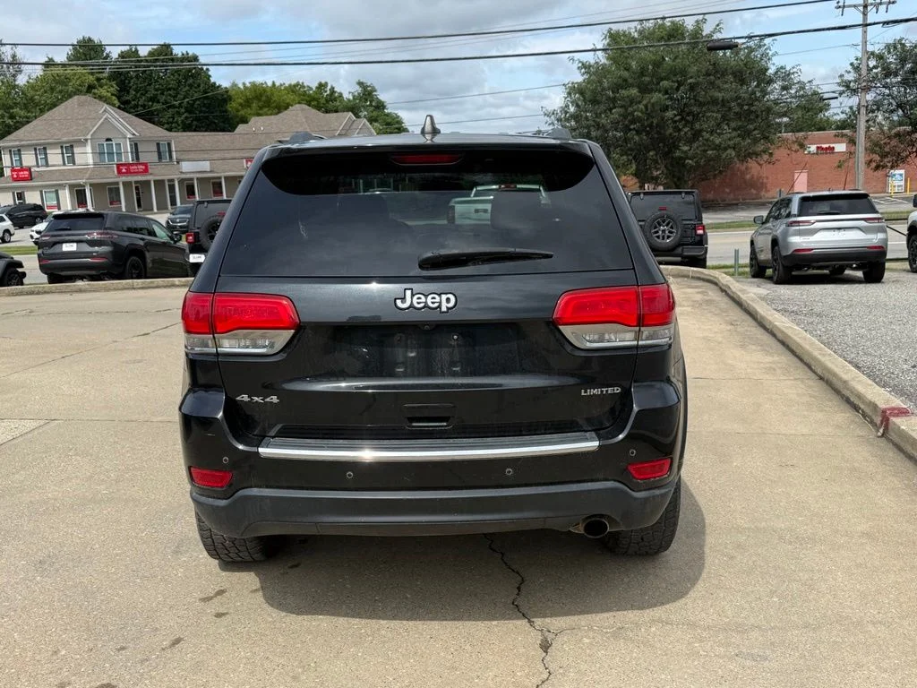 Used 2016 Black Jeep Limited image 7