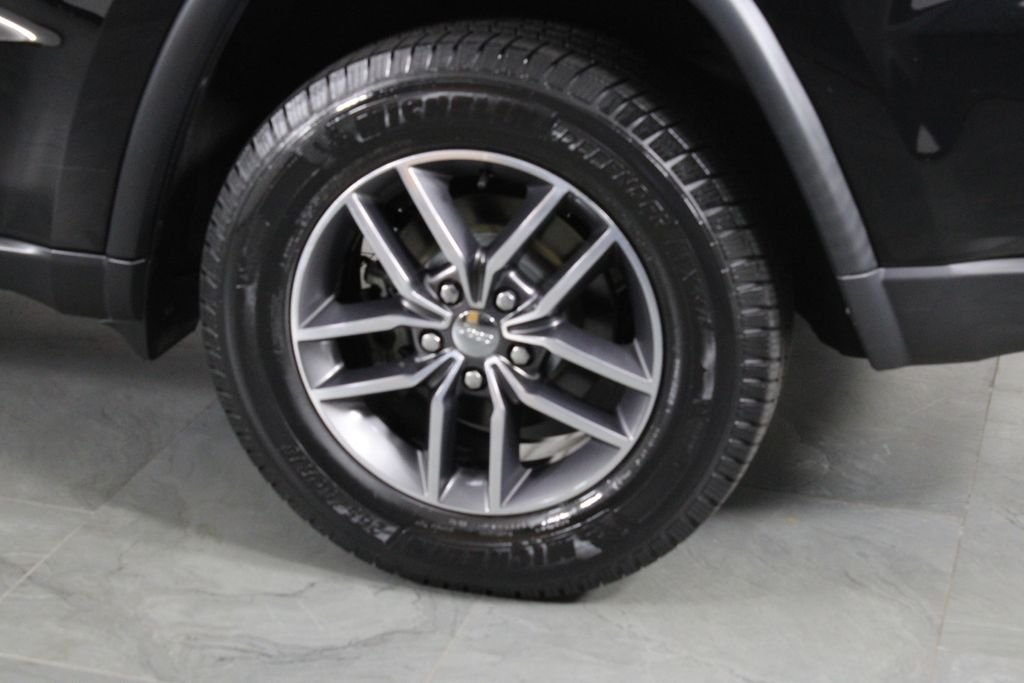 Used 2017 Black Jeep Limited image 13