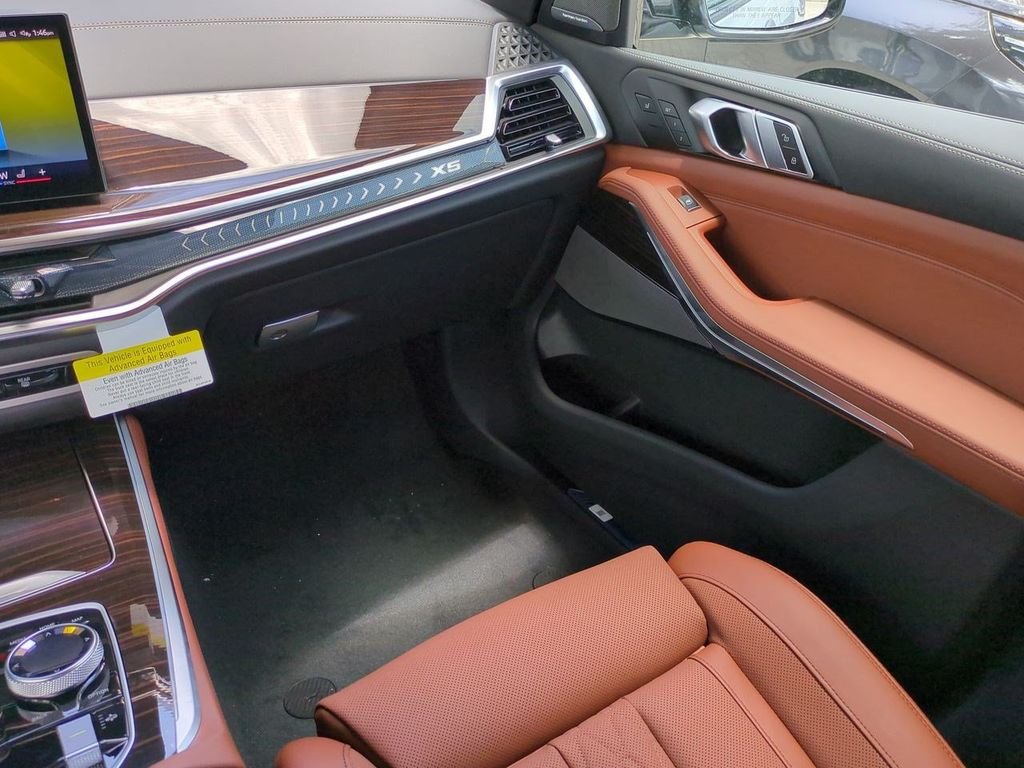 New 2026 Brooklyn Grey Metallic BMW xDrive50e image 17