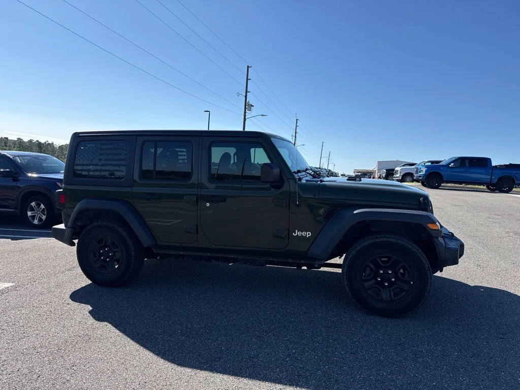 Used 2021 Sarge Green Clearcoat Jeep Unlimited Sport image 1