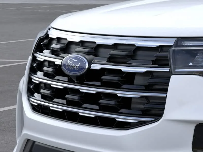 New 2026 Star White Metallic Tri-Coat Ford Active image 17