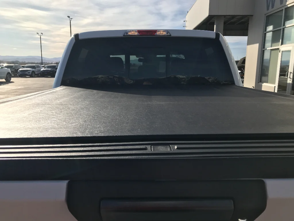 Used 2019 Oxford White Ford XLT image 24