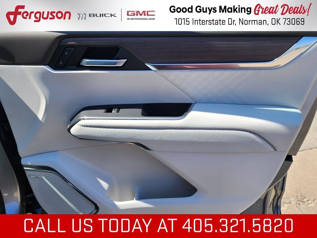 2026 GMC Acadia Denali - Photo 40