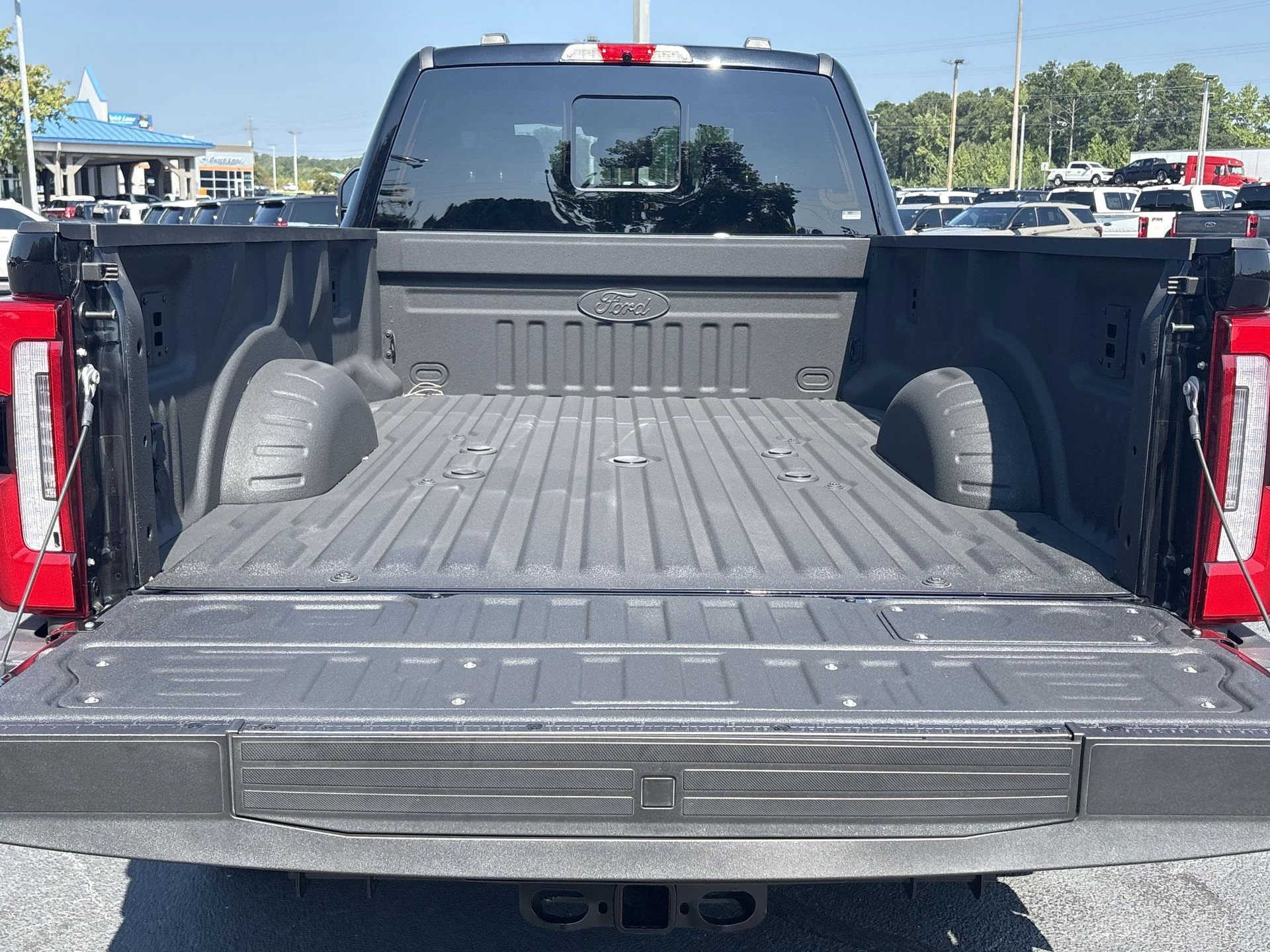 2026 Ford F-250 Super Duty Platinum - Photo 24